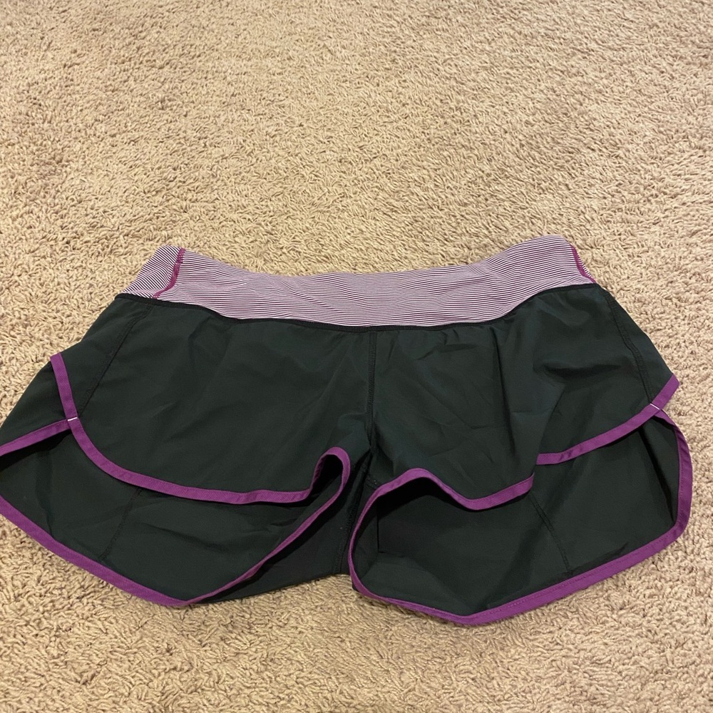 lululemon size 10 speed up shorts.